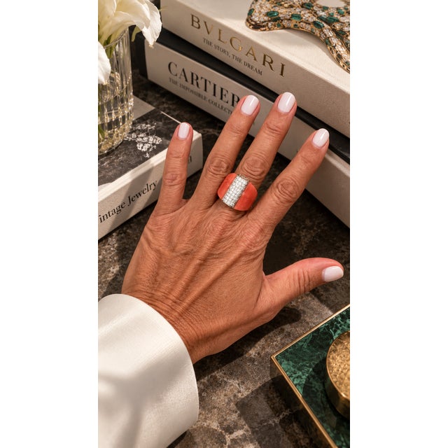 1970s Italian 18k Gold Coral & 1.50 Carat Diamond Cocktail Ring, Size 7.25 For Sale - Image 10 of 10
