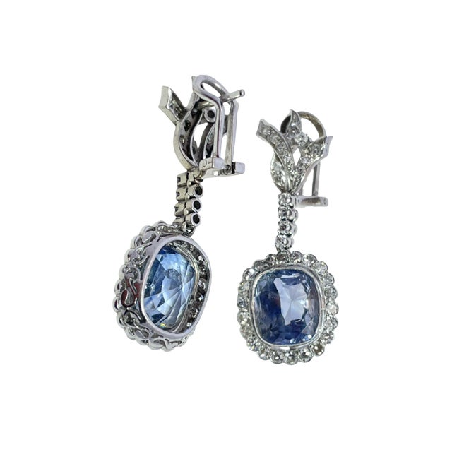 Mid 20th Century Vintage 10k White Gold Ceylon Sapphire and Diamond Dangle Earrings, Pair For Sale - Image 5 of 7