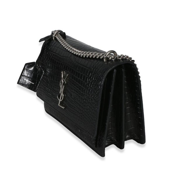 Item #: 153261 Interior Material: Leather MSRP: 3,050 Features Interior: Two gussets. Two slip pockets. Dimensions: 8.5 x...