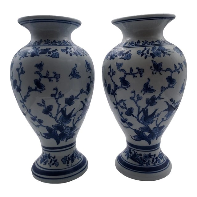 Pair of 1980s Asian Blue & White Vases For Sale