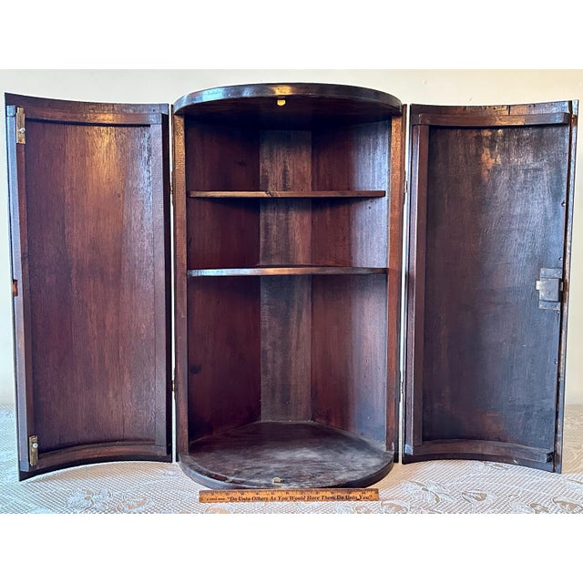 Antique Georgian Mahogany Corner Cupboard: Bow Front Cabinet For Sale - Image 9 of 10