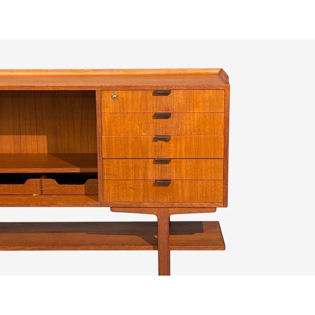 Brown Axel Bäck Attr., Monumental Sideboard, Teak, Rosewood, Sweden, 1950s For Sale - Image 8 of 15