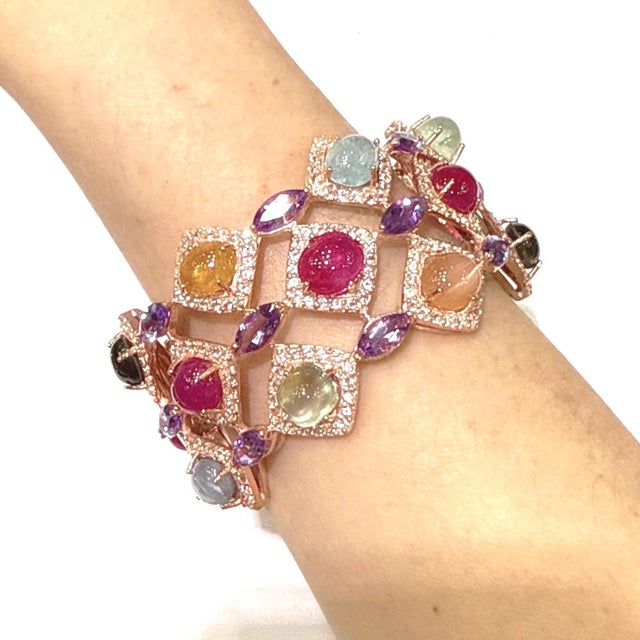 Bochic “Capri” Ruby & Multi Color Gem & Sapphire Bangle Set In 18K Gold & Silver For Sale - Image 9 of 9