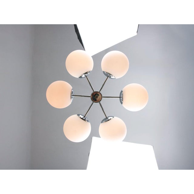 Space Age Italian Sputnik Chrome and Opaline Chandelier, 1970s For Sale - Image 5 of 18