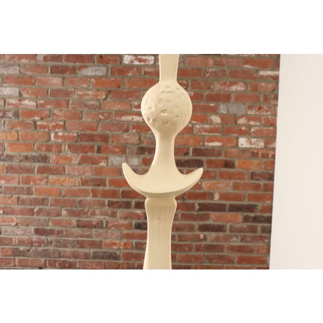 Vintage Figural Resin ‘Tête De Femme’ Caryatid Floor Lamp After Giacometti For Sale - Image 12 of 18