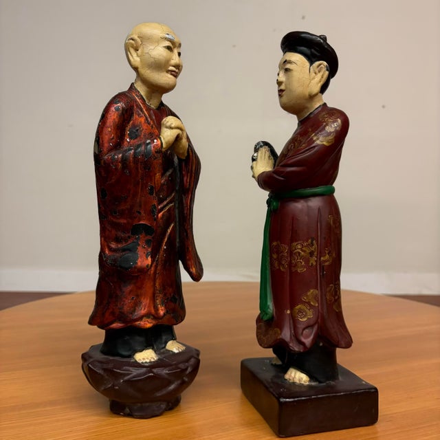 Vintage Vietnamese Cultural Figurines – Pair of Hand-Painted Statues From Hanoi For Sale - Image 9 of 11
