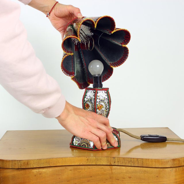 Mid-Century Modern Snow White and Seven Dwarfs Children's Table Lamp, 1950s For Sale - Image 4 of 15