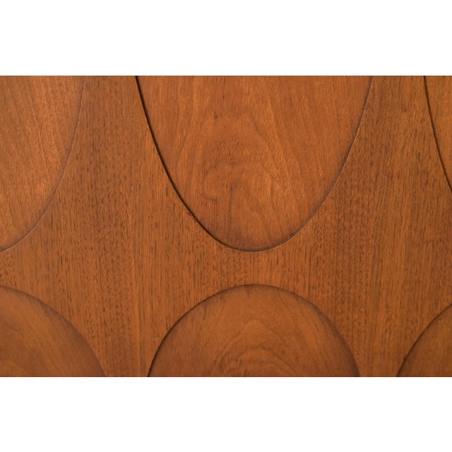Mid Century Modern Broyhill Brasilia Queen Headboard Frame For Sale - Image 10 of 11
