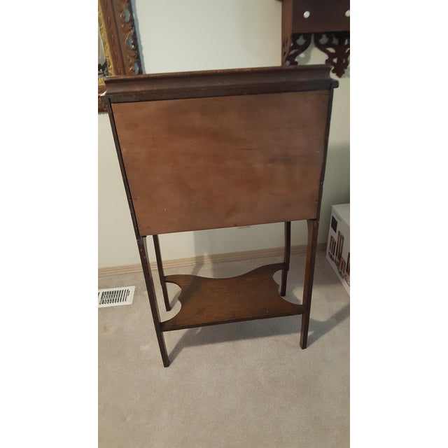 Antique Turn-of-the-Century Quarter-Sawn Oak Drop-Front Secretary Desk For Sale In Seattle - Image 6 of 7