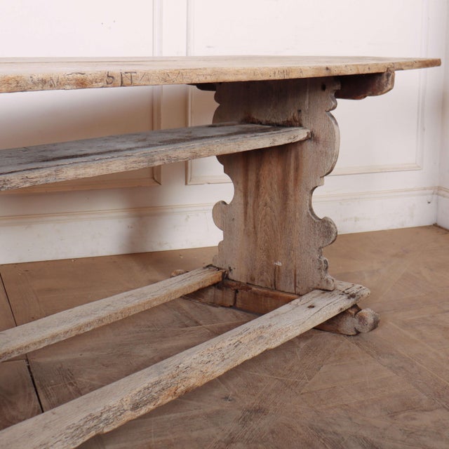 Rustic English Console Table in Oak For Sale - Image 5 of 10