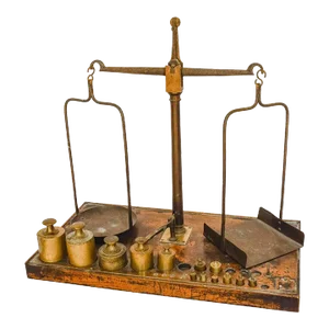 Equal Arm Brass Scale With Weights