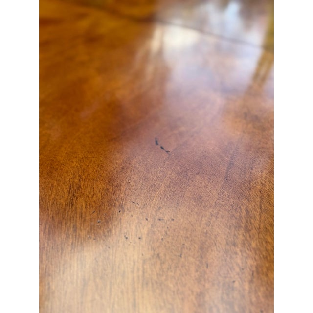 Henredon 18th Century Inspired Neoclassical Double Pedestal Dining Table With 2 Leaves For Sale In New York - Image 6 of 12