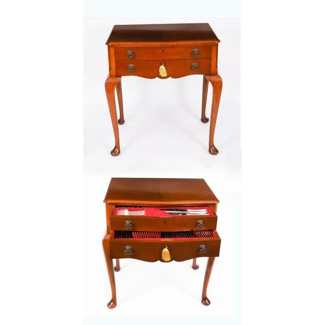 Vintage English Silver-Plated Cased Cutlery Canteen, 1940s, Set of 110 For Sale - Image 4 of 18