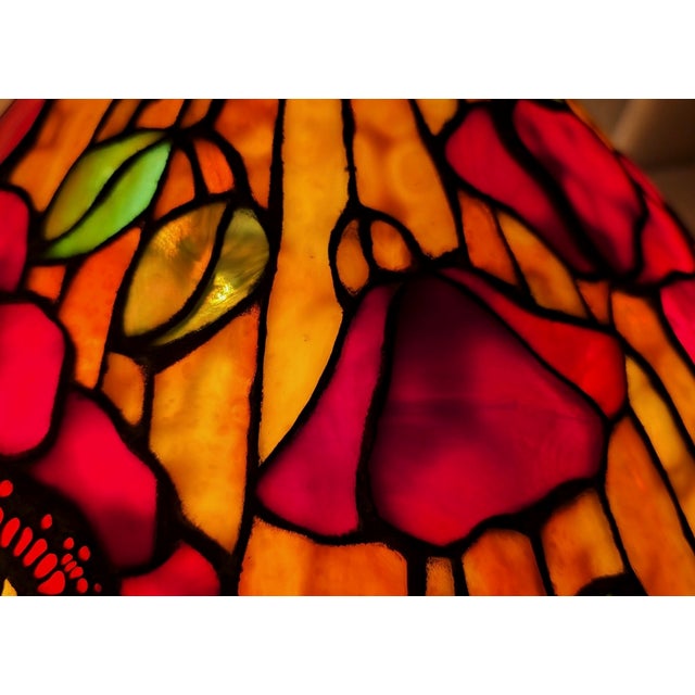 Tiffany Studios Mid 20th Century Tiffany Studios Style Signed Stained Leaded Glass Lamp Shade Poppy Flowers For Sale - Image 4 of 9