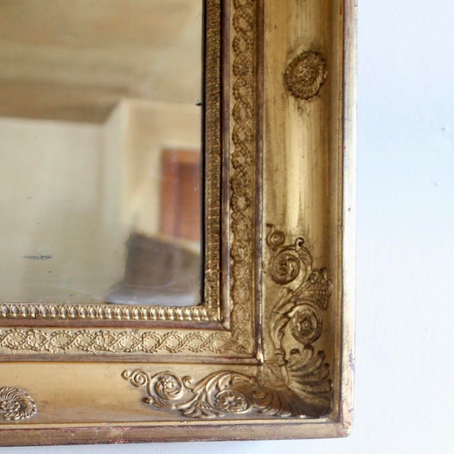 Early 19th Century Antique French Charles X Gilt Wood and Gesso Mirror For Sale - Image 5 of 9