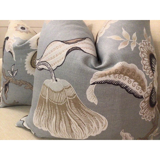 Contemporary Schumacher "Hot House Flowers" in Mineral Pillows - a Pair For Sale - Image 4 of 6