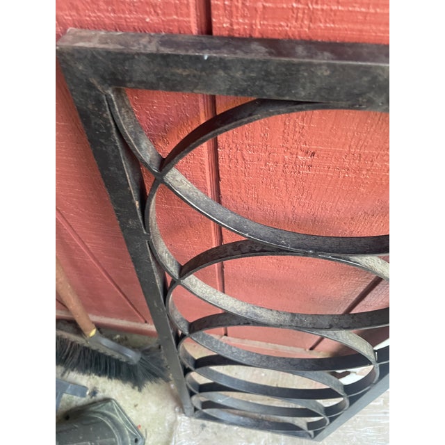 Art Deco Pair of Heavy Cast Iron Decorative Panels With Interlocking Circular Design For Sale - Image 3 of 6