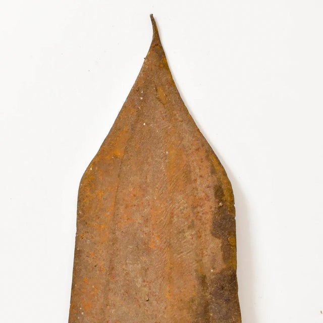 African Early 20th Century Iron Central African Old Ceremonial Knife For Sale - Image 3 of 7