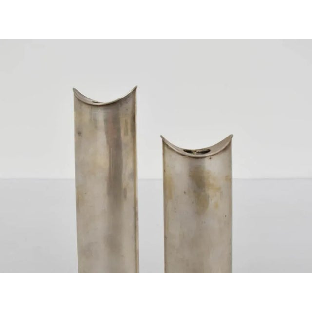 Bauhaus Solitaire Silver Vases by Lino Sabattini for Sabatti, Italy, 1960s, Set of 2 For Sale - Image 3 of 5
