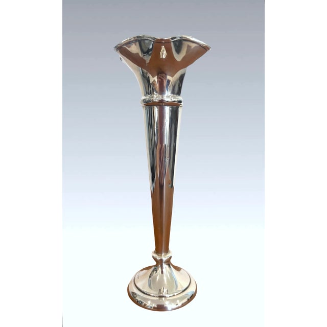 English Antique Walker & Hall Sterling Silver Trumpet Vase English C1924 (Mappin & Webb) For Sale - Image 3 of 12