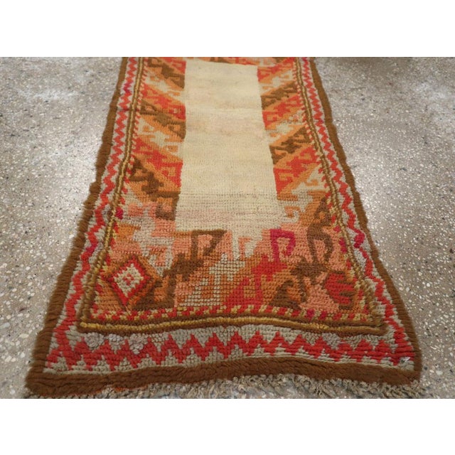 Galerie Shabab Collection Mid-20th Century Continental European Throw Rug For Sale In New York - Image 6 of 8