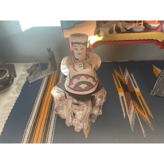 Here is a beautiful Native American folk art female figurine with a simplicity that is just wonderful. Love the simple and...