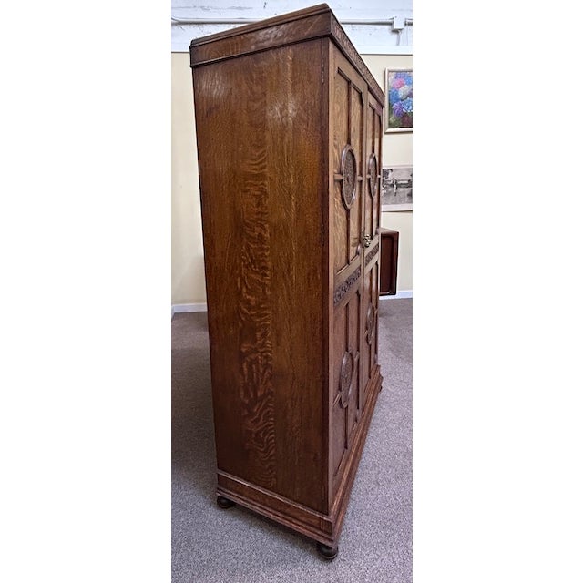 Solid Oak Custom Built Armoire c.1910. Arts & Crafts. For Sale - Image 4 of 16