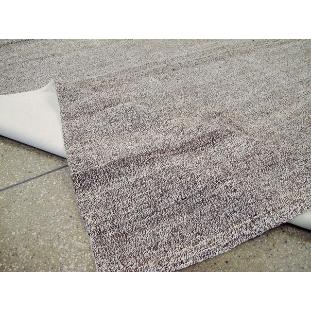 Galerie Shabab Collection Mid-20th Century Turkish Flat-Weave Kilim Rug For Sale - Image 9 of 9