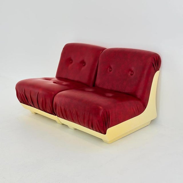 Mid-Century Space Age Lounge Chair in Red Leather & Fiberglass Shell, Germany, 1970s For Sale - Image 9 of 18