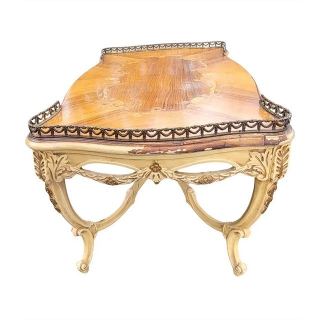 1910s Louis Xv Walnut & Kingwood Marquetry Satinwood Inlaid Cocktail Table For Sale In Washington DC - Image 6 of 8