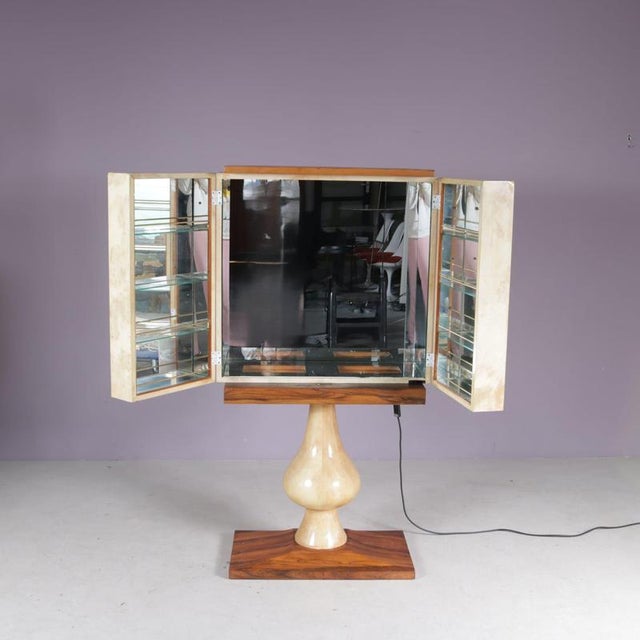Italian Goatskin Bar Cabinet on Pedestal Base from Aldo Tura, 1960s For Sale - Image 12 of 18