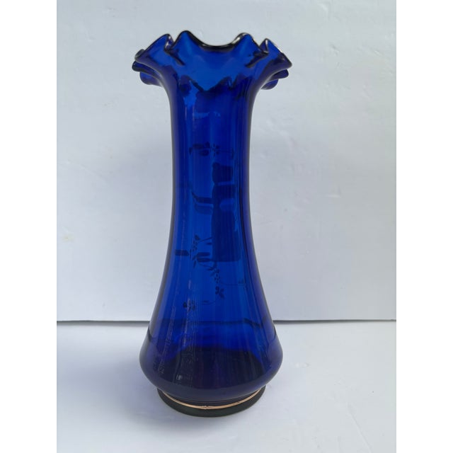 Early 20th Century Vintage Mary Gregory Style Cobalt Blue Glass Vase With Ruffled Rim For Sale - Image 5 of 12