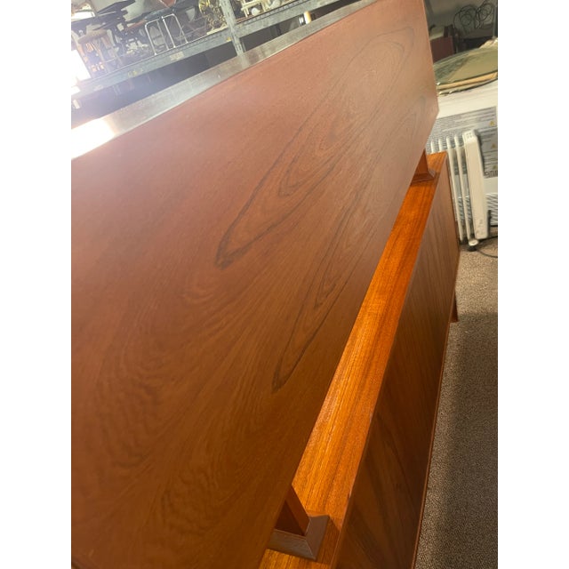 Mid 20th Century Mid Century Modern Credenza With Hutch For Sale - Image 11 of 12