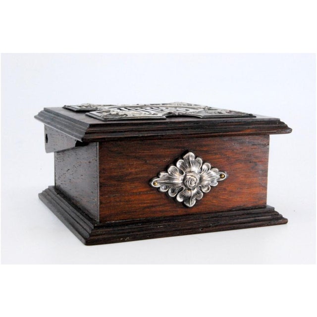 Wooden Velvety Pink Jewelry Box with Silver Applications and the Words Jewel For Sale - Image 10 of 10