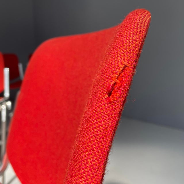 Metal Italian Modern Red Fabric DSC Chairs by Giancarlo Piretti for Castelli, 1970s, Set of 22 For Sale - Image 7 of 18