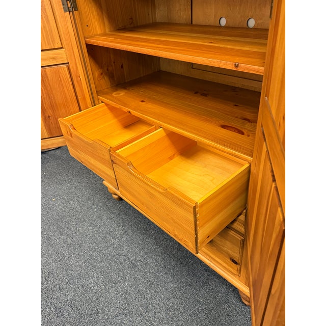 Ethan Allen Ethan Allen Farmhouse Rustic Pine Armoire For Sale - Image 4 of 12