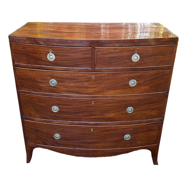 Antique Georgian Mahogany Bow Fronted Chest of Drawers, 1820 For Sale