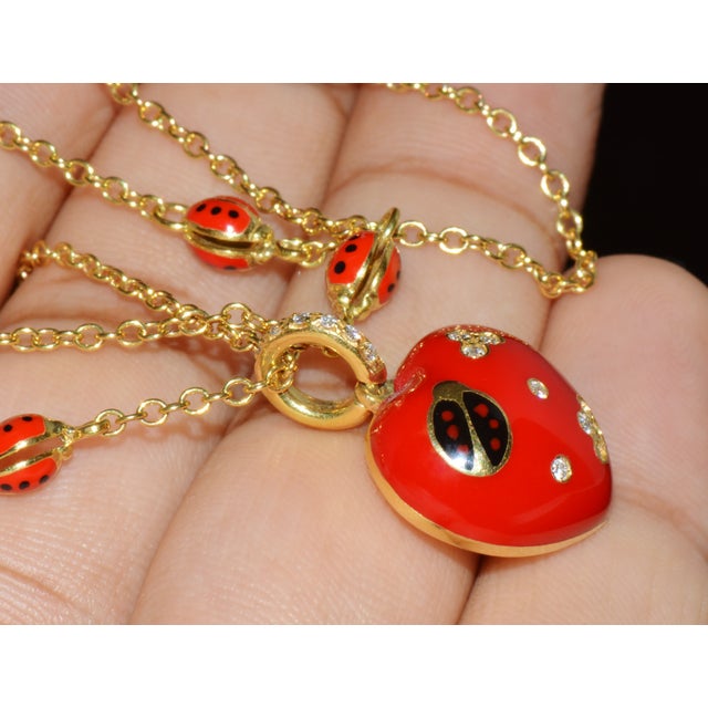 Red Aaron Basha 18k Gold Diamond Enamel Ladybug Puffy Heart Pendant Necklace For Sale - Image 8 of 14