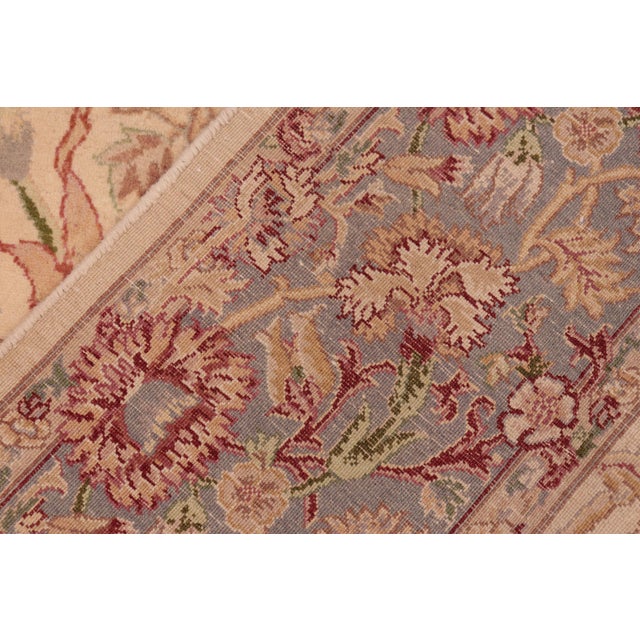 Textile Floral 1990's Pak-Persian Ivory/Grey Wool Rug - 6'1'' X 9'6'' For Sale - Image 7 of 9