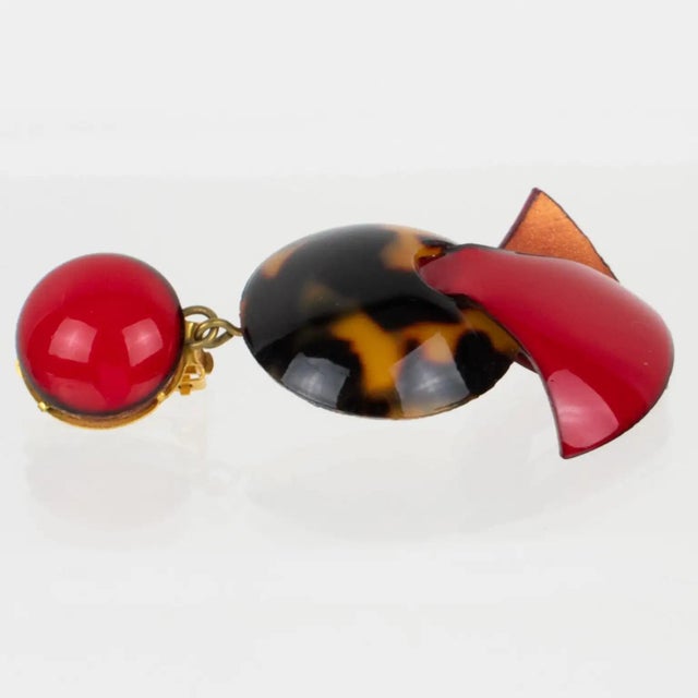 Cilea Clip-on Earrings in Red and Tortoise Resin For Sale In Atlanta - Image 6 of 7