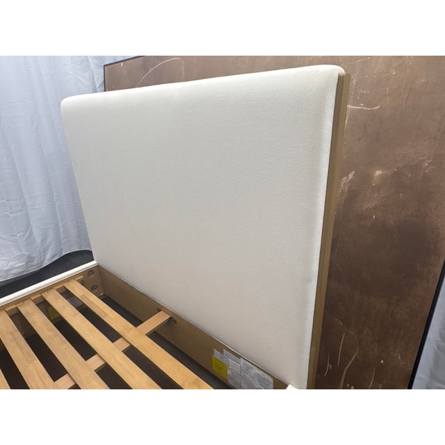 Rh Restoration Hardware Ligné Fabric Panel Bed Queen | Light Brushed Oak | Natural Performance Linen Weave For Sale - Image 14 of 18