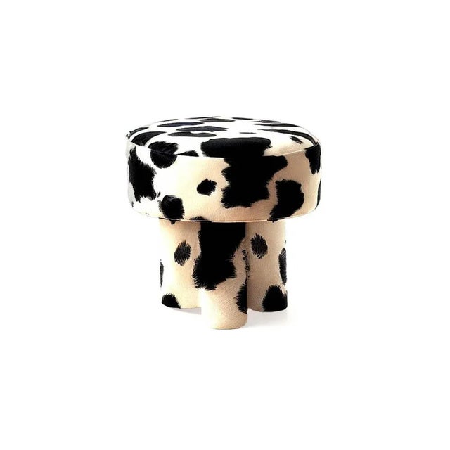 Ritmo Stool in Cow Furry Velvet by Moanne For Sale - Image 4 of 4