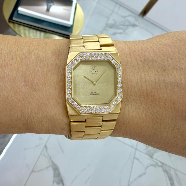 Vintage Ladies Rolex Cellini 27mm X 36mm 4651 Pave Diamond Bezel 18k Gold Watch For Sale - Image 11 of 11