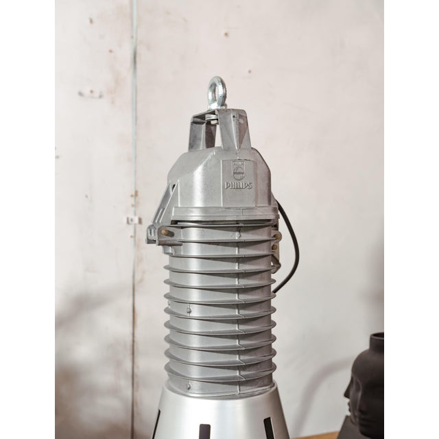 1950s Vintage Dutch Industrial Pendant Light from Philips, 1950s For Sale - Image 5 of 15