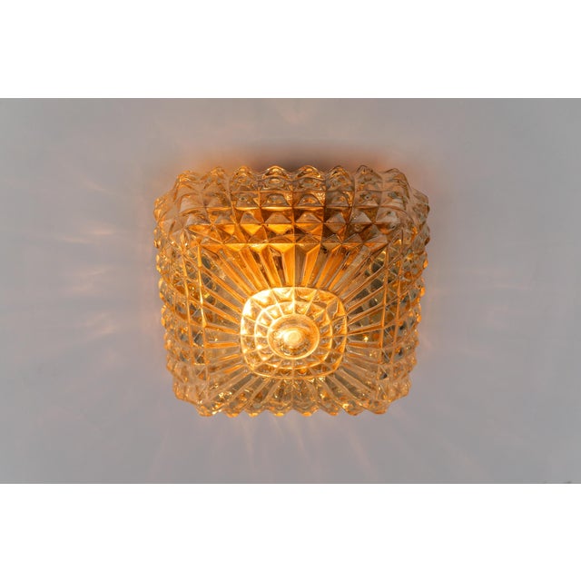 Mid-Century Modern Amber Bubble Glass Flush Mount, 1960s For Sale - Image 6 of 10