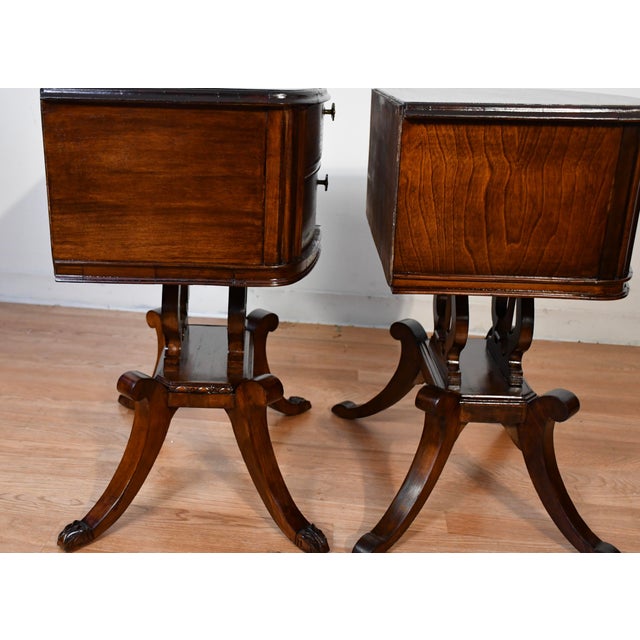 1920s Duncan Phyfe Mahogany Lyre Base Pair of Nightstands / Bedside Tables For Sale - Image 13 of 18