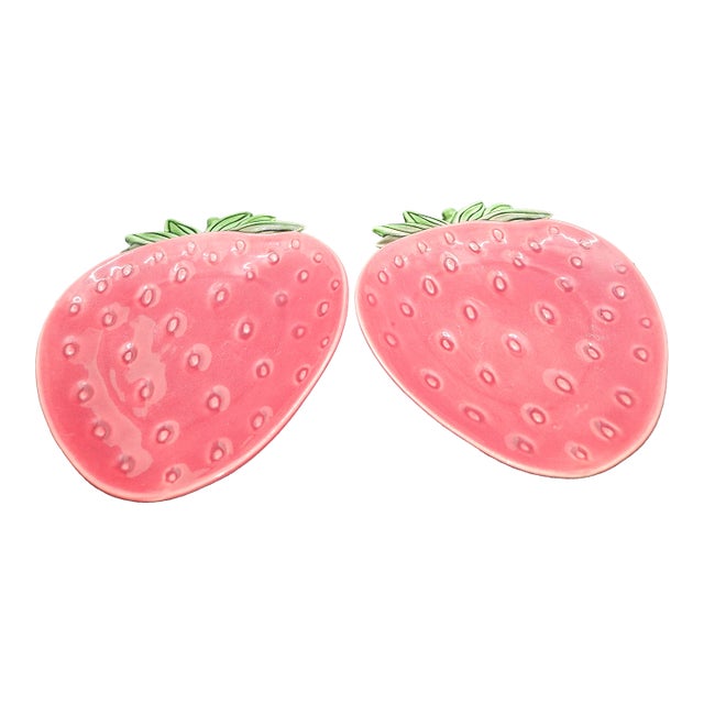 Vintage Cemar Pottery 773 Strawberry Shape Dish Plates 8.75” Set of 2 For Sale