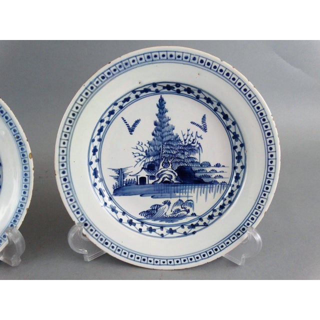 Chinoiserie Antique English Delft Chinoiserie Plates, Pair Attributed to Lambeth For Sale - Image 3 of 7