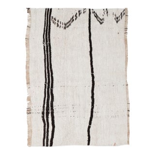 Black & White Hemp Mini Kilim Rug - 1`10″ X 2`7″ For Sale