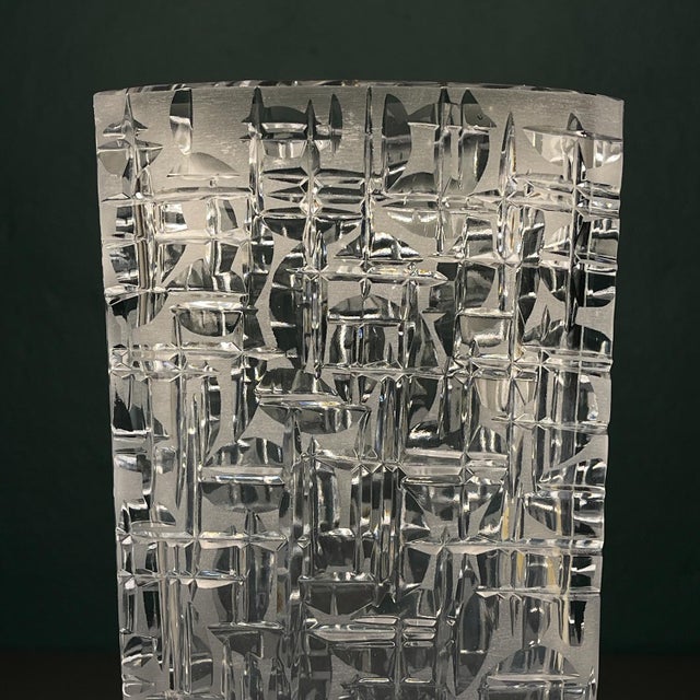 Original crystal vase by Kristall Krisla made in Italy in the 1960s. Kristall Krisla is an Italian brand known for...